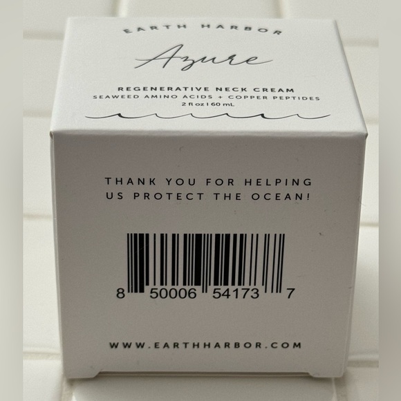 Earth Harbor Azure Regenerative Neck Creme - Picture 4 of 5